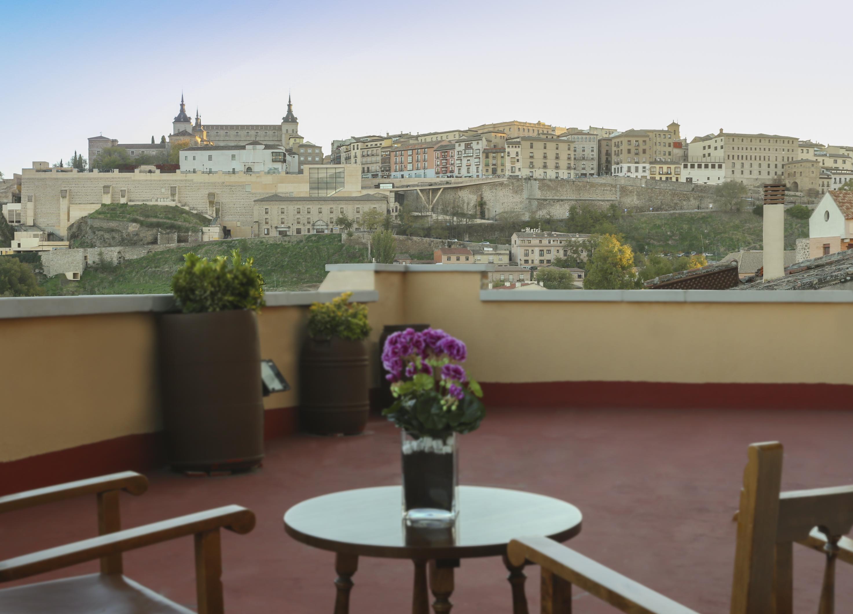 Hotel Zentral Mayoral Toledo Exterior photo